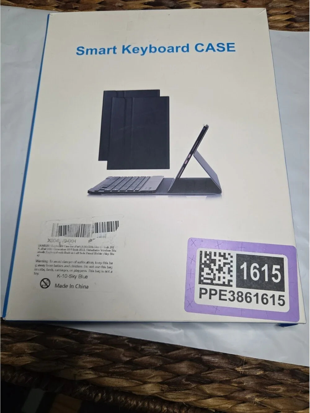 Keyboard Case for iPad A16 11th Generation, iPad 10th 2022, Sky Blue